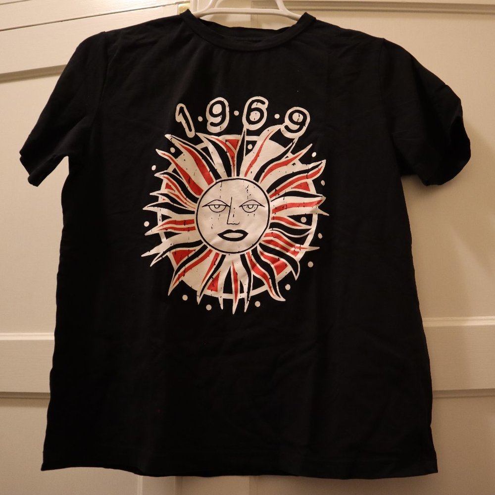 Women's Graphic T-shirt